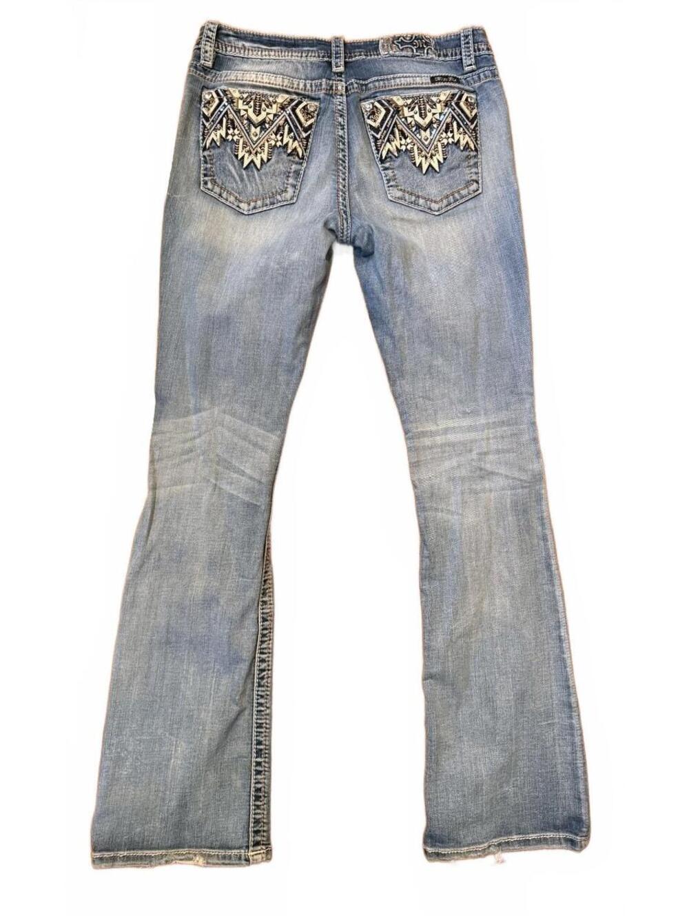Miss Me Bootcut Jeans Size 31 Geometric Embroidered Embellished Back Pockets